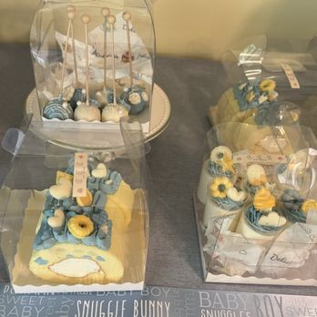CC Cake - Cake pops, roll cakes, and moose cups - Desserts Near Me - Arcadia, California