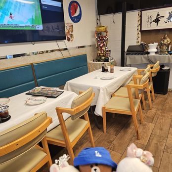 Wah Kung - Interior - Chinese Near Me - Honolulu, Hawaii
