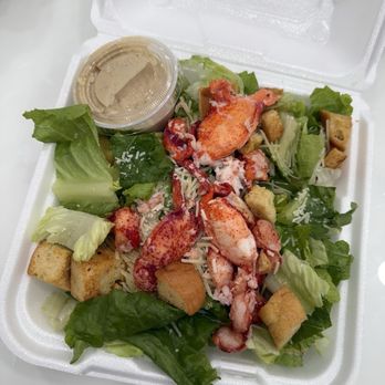 Kelly's Landing - Caesar Salad with Lobster meat - Seafood Near Me - Fort Lauderdale, Florida Kelly's Landing - Caesar Salad with Lobster meat - Seafood Near Me - Fort Lauderdale, Florida