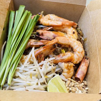 Holy Basil - Pad Thai Goong - Thai Near Me - Los Angeles, California Holy Basil - Pad Thai Goong - Thai Near Me - Los Angeles, California