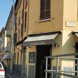 La Forneria Carra - Front