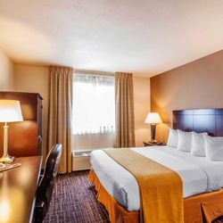 Quality Inn Near Seattle Premium Outlets
