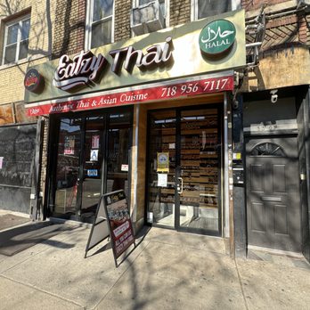 Eatzy Thai - Astoria's Eatzy Thai offers a flavorful $9.99 All You Can Eat Buffet Special - well worth it! - Thai Near Me - Astoria, New York