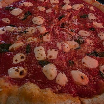Pizza Bruno - Margherita pizza (could have more cheese as we had before) - Pizza Near Me - Orlando, Florida
