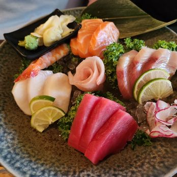Kin by Rice n Roll - Sushi Bars Near Me - Wauwatosa, Wisconsin Kin by Rice n Roll - Sushi Bars Near Me - Wauwatosa, Wisconsin