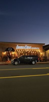 Lincoln House by null