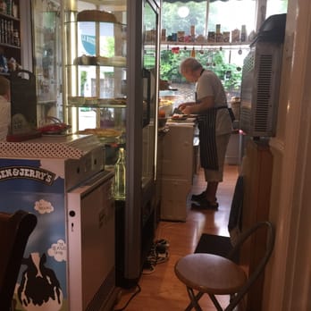 Haminados - Hard at work - Breakfast & Brunch Near Me - London, XGL