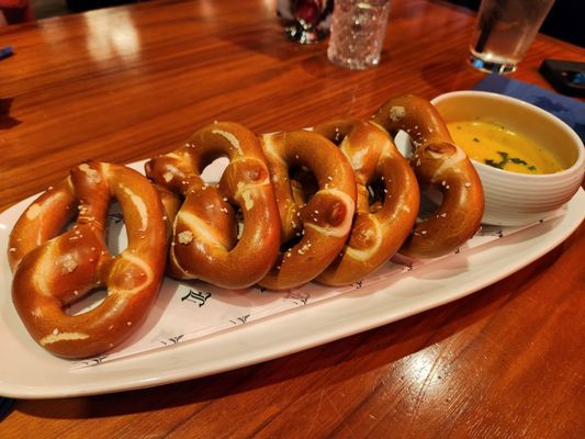 The League Kitchen & Tavern by null