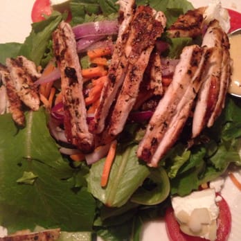 Sophia's - Chicken and Goat Cheese Salad - Italian Near Me - Columbia, Missouri Sophia's - Chicken and Goat Cheese Salad - Italian Near Me - Columbia, Missouri