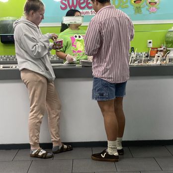 sweetFrog Premium Frozen Yogurt - Removing the toppings while people are still trying to get some. They aren't even closed yet ! So rude - Ice Cream & Frozen Yogurt Near Me - Frederick, Maryland
