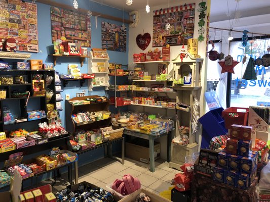 Charm me Sweet Candy Store by null