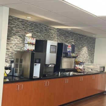 Ramsey Subaru - Refreshments while you wait for service - Car Dealers Near Me - Urbandale, Iowa Ramsey Subaru - Refreshments while you wait for service - Car Dealers Near Me - Urbandale, Iowa
