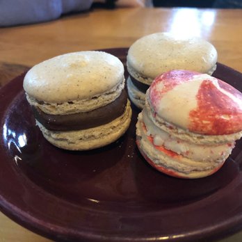 Duluth Grill - Macarons - Breakfast & Brunch Near Me - Duluth, Minnesota