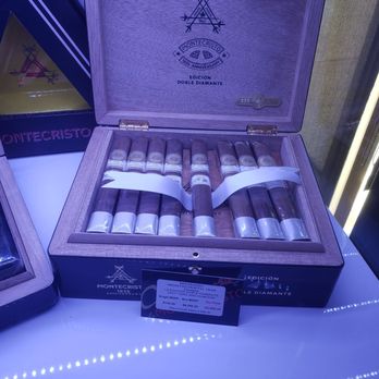 Casa de Montecristo - Tobacco Shops Near Me - Dallas, Texas