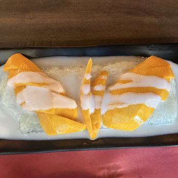Lur Ros Thai Kitchen - Mango and sticky rice. - Thai Near Me - Vista, California Lur Ros Thai Kitchen - Mango and sticky rice. - Thai Near Me - Vista, California