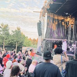 Sheila E doing her thang..Amazing Sheila E doing her thang..Amazing