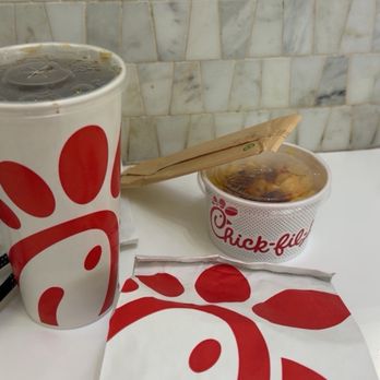 Chick-fil-A - Chicken sandwich, Mac & Cheese and a Coke - Fast Food Near Me - Edmonton, Alberta