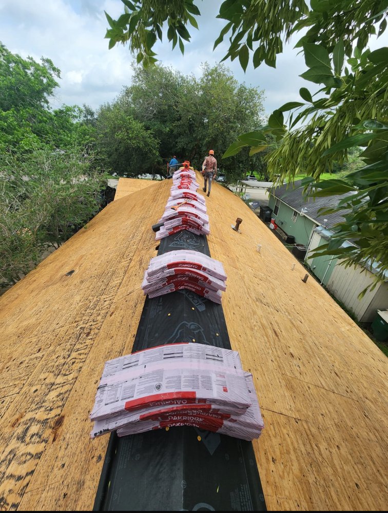 Slide of Smart Roofing Specialist