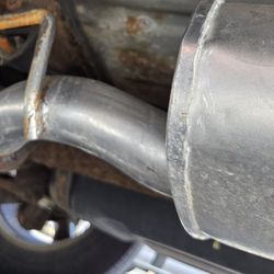 Velasquez & Sons Mufflers & Brakes