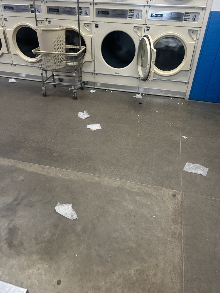 RAINBOW COIN LAUNDRY Updated October 2024 E12024 County Rd N