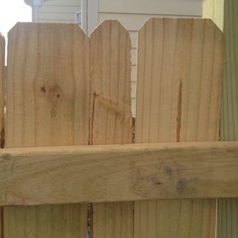 CW Fence and Deck - a small filler picket - Fences & Gates Near Me - Franklin, Tennessee