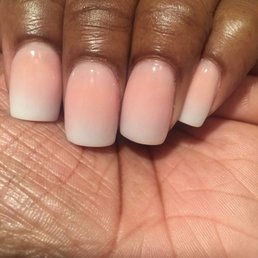 Perfect ombré nails by Tom