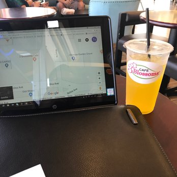 3 Blossoms Cafe - Immortality Passion Fruit Tea - Bubble Tea Near Me - Westminster, California