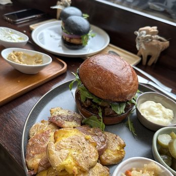 Boochmania - Pulled Meat Burger - Kombucha Near Me - San Francisco, California Boochmania - Pulled Meat Burger - Kombucha Near Me - San Francisco, California