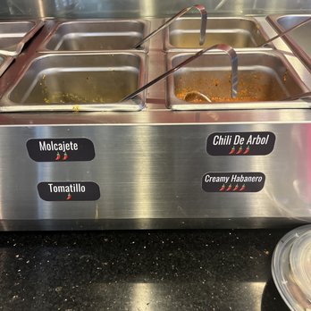 Javi's Tacos - Welch Plaza - Salsa bar - Tacos Near Me - Omaha, Nebraska