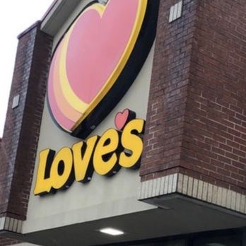 Love's Travel Stop - the front of a love's travel stop - Gas Stations Near Me - Richmond, Kentucky