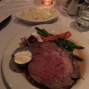 Dal Rae Restaurant - Prime rib MAN CUT - Steakhouses Near Me - Pico Rivera, California
