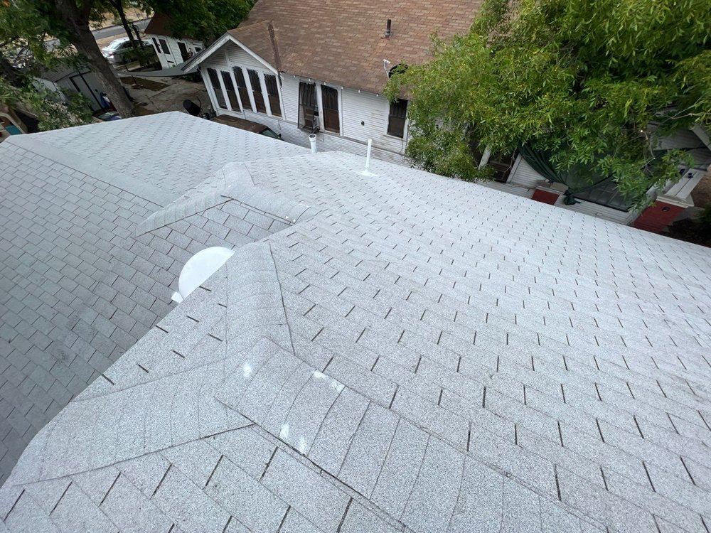 Slide of Texan Roofing Pro