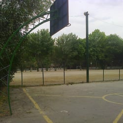 Deportivo La Fragata - La cancha de Basket