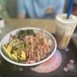 PoKeMaN - Shrimp and Crab Meat Bowl