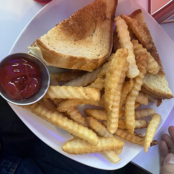 Hi-Lo Diner - Tendie Melt - Diners Near Me - Minneapolis, Minnesota