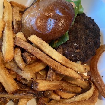 The Kenwood - Just a plain ol' burger with tomato aioli on a buttered and toasted brioche bun and hand cut fries - pretty good - New American Near Me - Minneapolis, Minnesota
