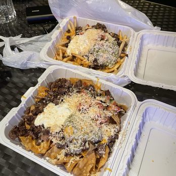Roberto's Mexican Food - Del Mar - Carne Asada Fries; Asada Nachos - Mexican Near Me - Del Mar, California