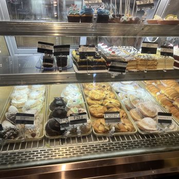 Palermo Bakery - Bakeries Near Me - Norridge, Illinois