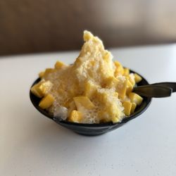 Phoenix Dessert - Mango shaved ice cream