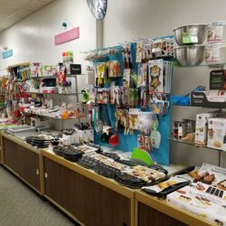 Elkader General Store/Diers Insurance - Kitchen gadgets.