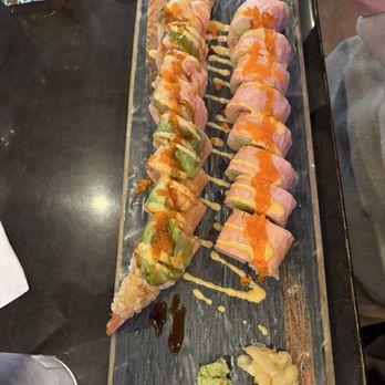 Myst - Pink Lady and Spicy tuna roll - Japanese Near Me - Jim Thorpe, Pennsylvania