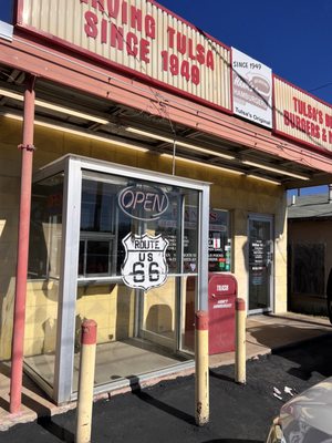 Hank's Hamburgers by null