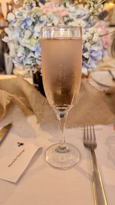 Edwins Carmel by null