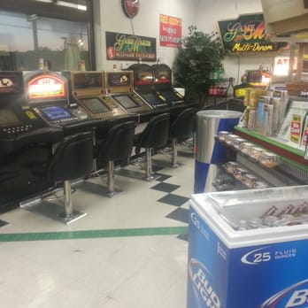 Shop N Go II - Video poker - Grocery Near Me - Reno, Nevada
