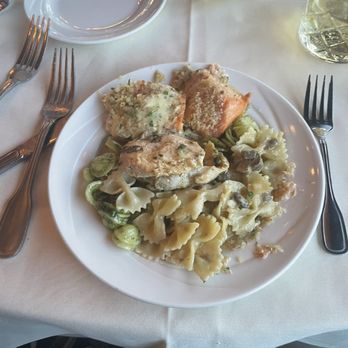 Chart House - Chicken, salmon, pasta. All very tasty - Seafood Near Me - Weehawken, New Jersey