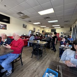 Darrells Diner 10 - The inside, cozy.