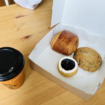 Brown Bear Bakery - Bakeries Near Me - Cincinnati, Ohio