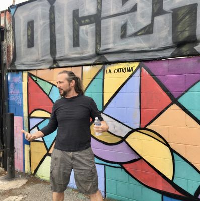 LA Art Tours by null