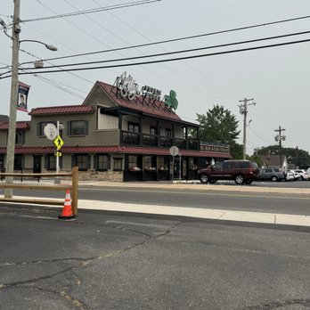 Josie Kelly's Public House - They have a separate parking lot across the street - Irish Near Me - Somers Point, New Jersey