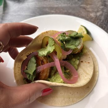 Sojourn Social - Shrimp Tacos happy hour - Bars Near Me - New York, New York
